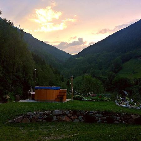 Chalet Cuore Selvatico Monno Εξωτερικό φωτογραφία