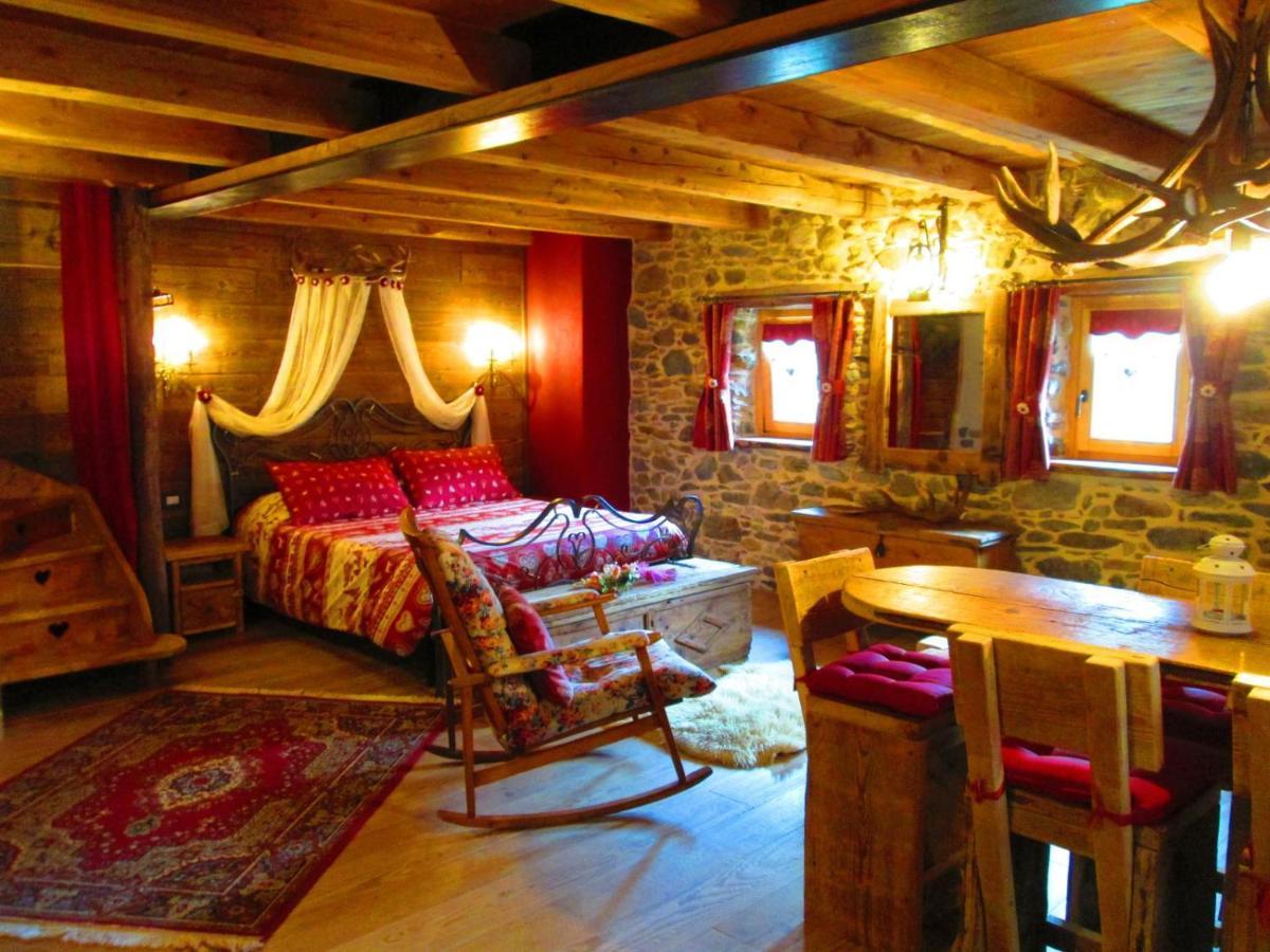 Chalet Cuore Selvatico Monno Εξωτερικό φωτογραφία