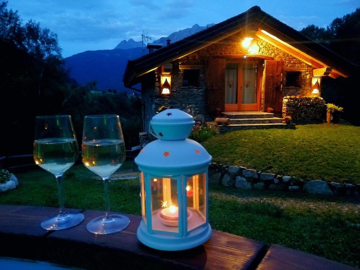 Chalet Cuore Selvatico Monno Εξωτερικό φωτογραφία