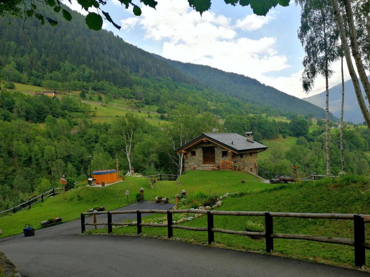 Chalet Cuore Selvatico Monno Εξωτερικό φωτογραφία