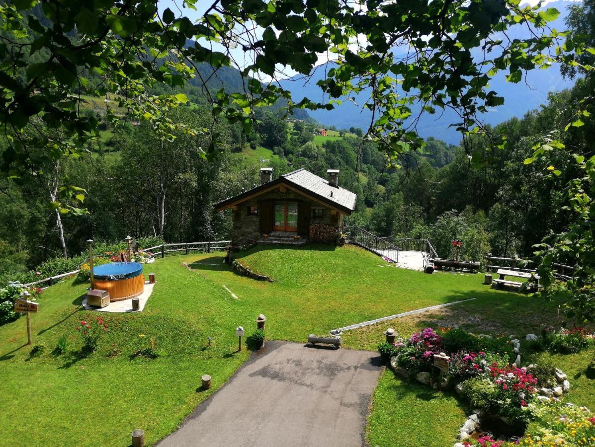 Chalet Cuore Selvatico Monno Εξωτερικό φωτογραφία